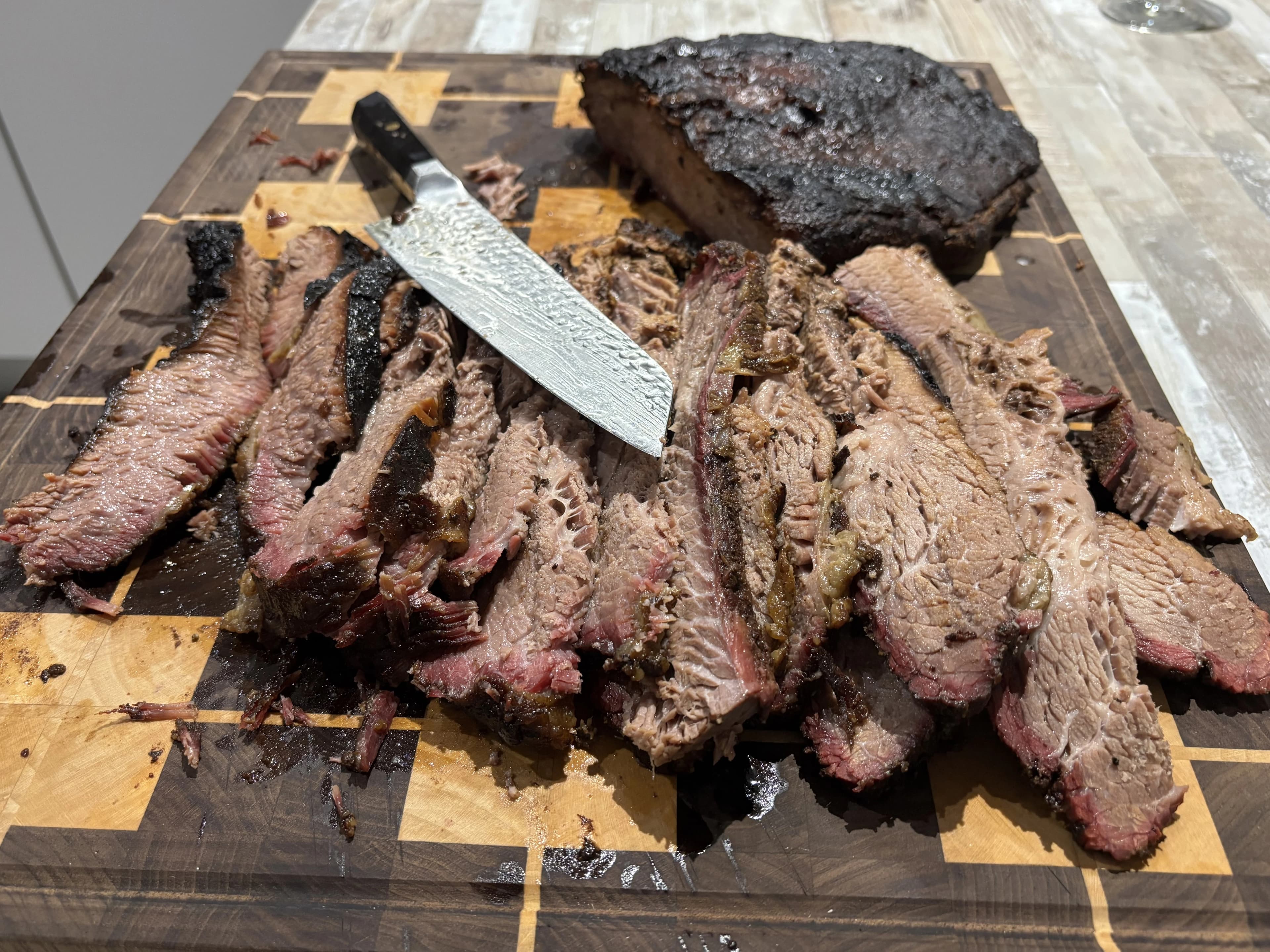 Illustration — Brisket Black Angus fumé au barbecue